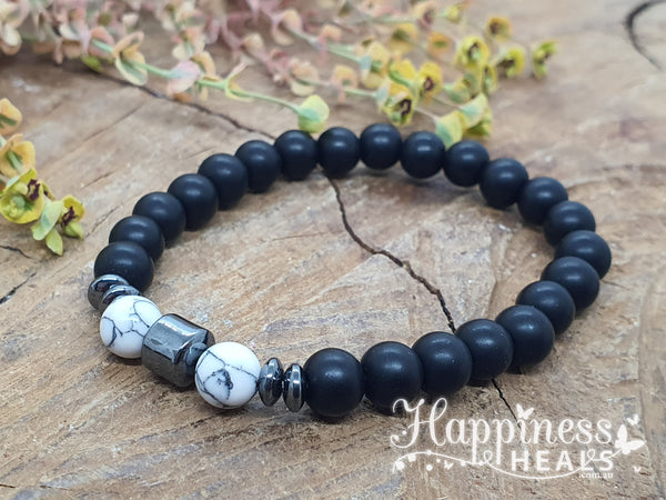 Onyx, White Howlite & Hematite Bracelet – Calm Strength & Grounded Focus