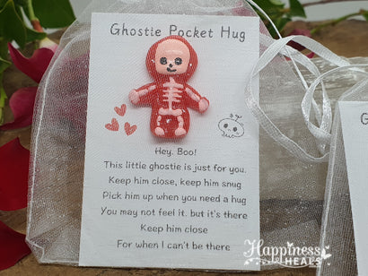 Ghostie Pocket Hug - Red