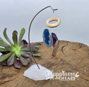 Agate Slice Mobile on Quartz Base – Flowing Harmony & Colourful Energy