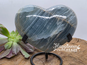 Blue Onyx Heart – Calm Strength & Inner Balance