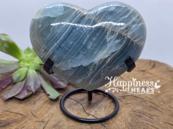 Blue Onyx Heart – Calm Strength & Inner Balance
