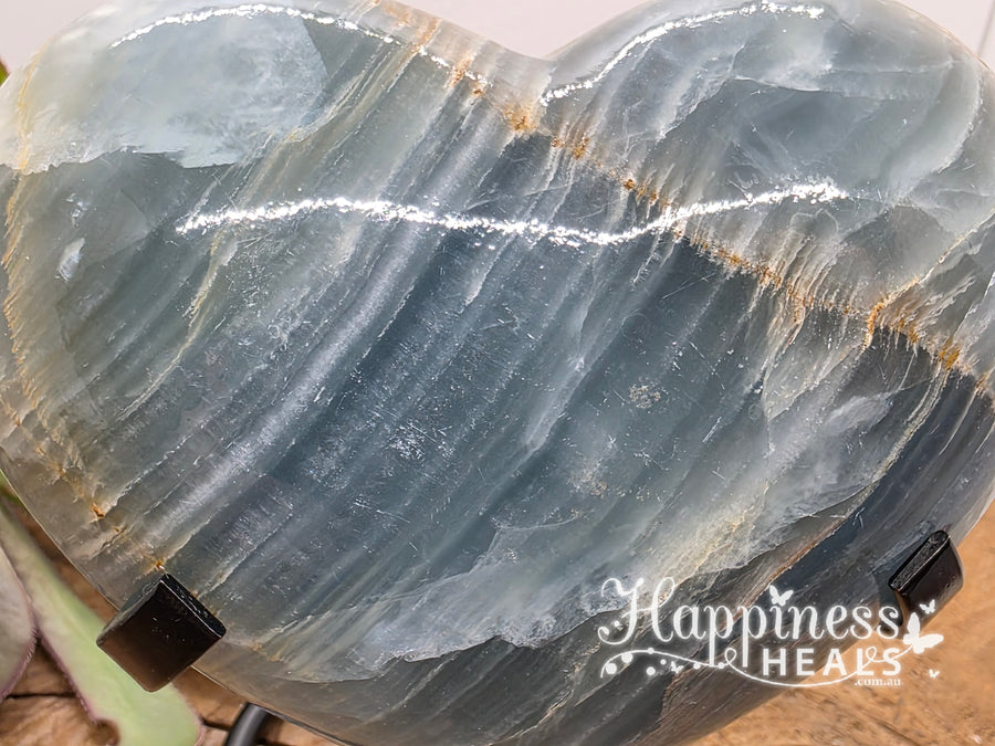 Blue Onyx Heart – Calm Strength & Inner Balance