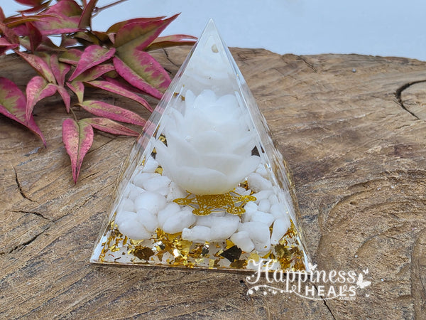 Orgonite Pyramid – Clear Quartz
