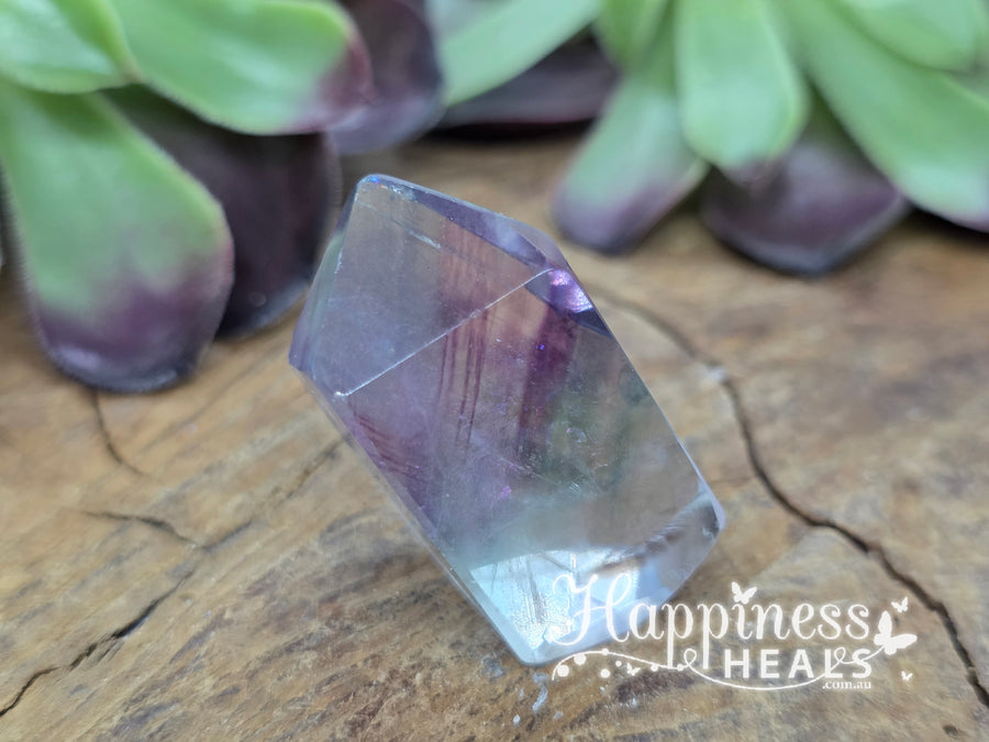 Fluorite Faceted Crystal🌈🔷