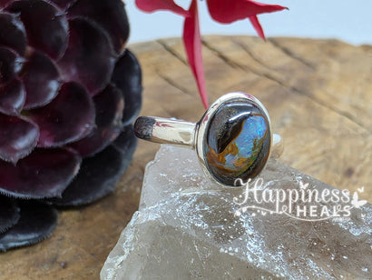 Anillo de ópalo de roca