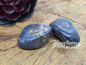 Sapphire (Tumbled) – Wisdom, Protection & Mental Clarity 🔵