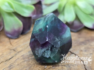 Fluorite Faceted Crystal🌈🔷