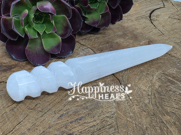 Selenite Wand – Cleansing, Clarity & High-Vibration Energy 🤍✨