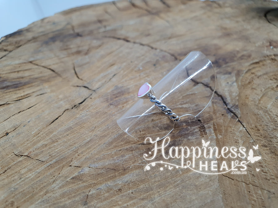 Mother of Pearl Heart Ring - Size 7
